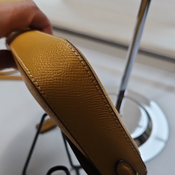 Coach EUC Mustard Yellow Envelope Crossbody Bag, Gun Metal Hardware - Picture 12 of 13